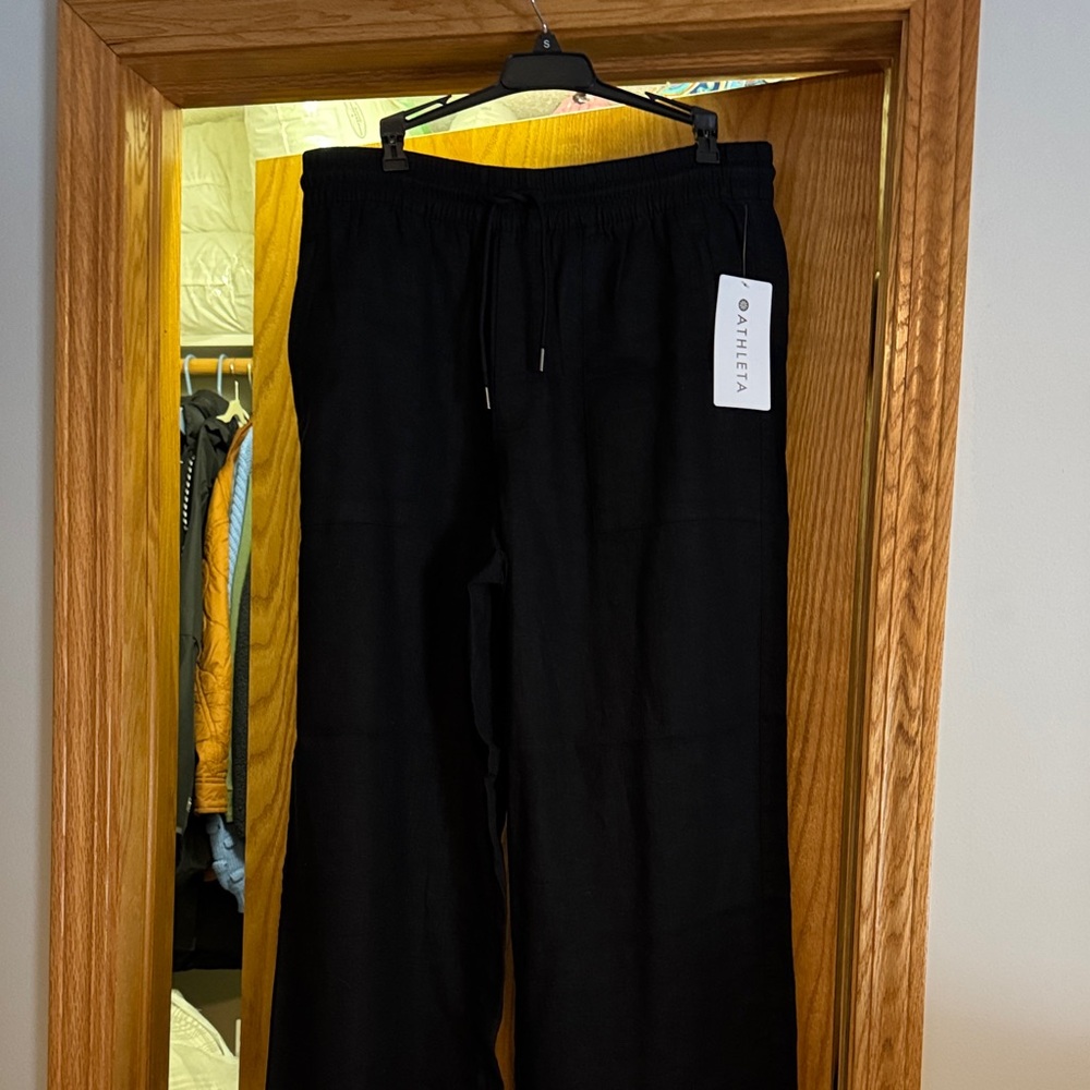Black Woman’s Linen Pants